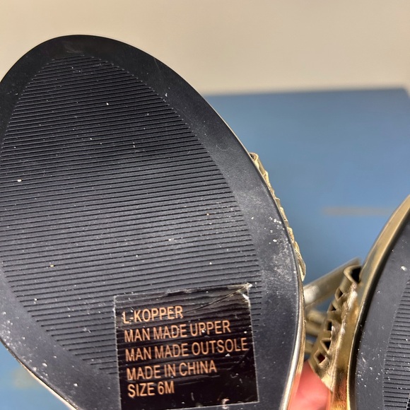 LFL Metallic Gold Wedge Sandals - Picture 6 of 9